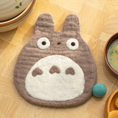 Cuisine et vaisselle - Dessous de plat fait main en laine Totoro Gris - Mon Voisin Totoro